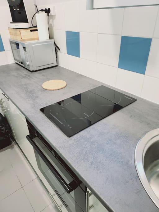 Appartement Proche St Denis "Appart 3" Pierrefitte-sur-Seine Ngoại thất bức ảnh